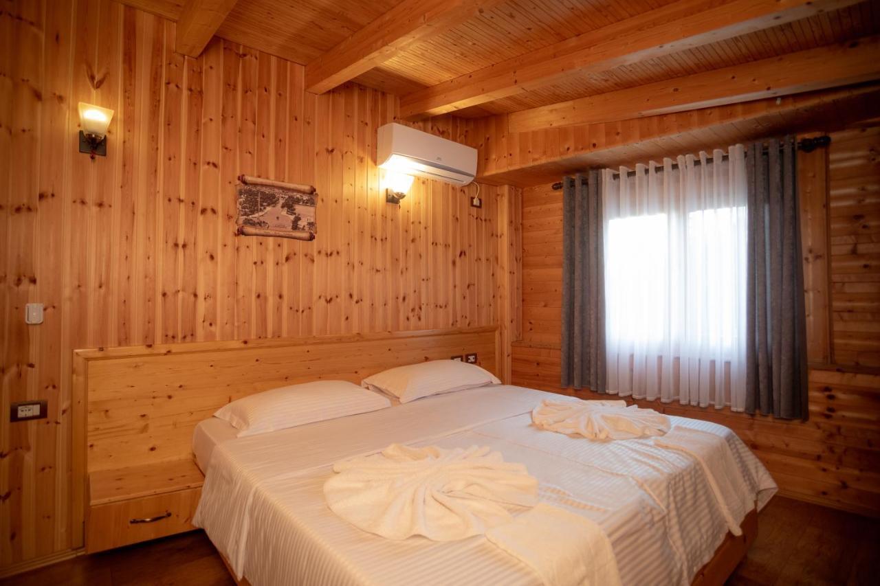 Hotel Shpija E Gjyshit Canaj Eksteriør bilde