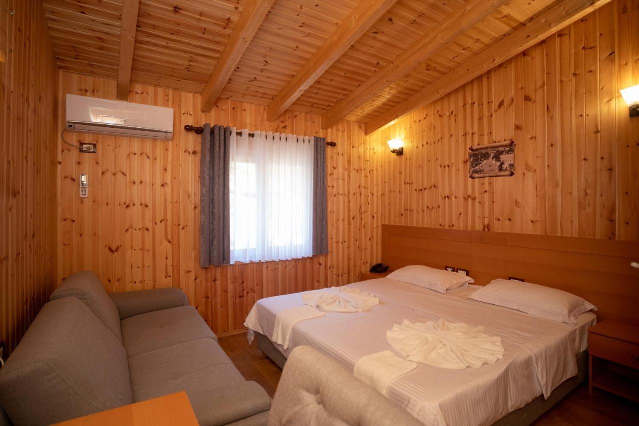 Hotel Shpija E Gjyshit Canaj Eksteriør bilde